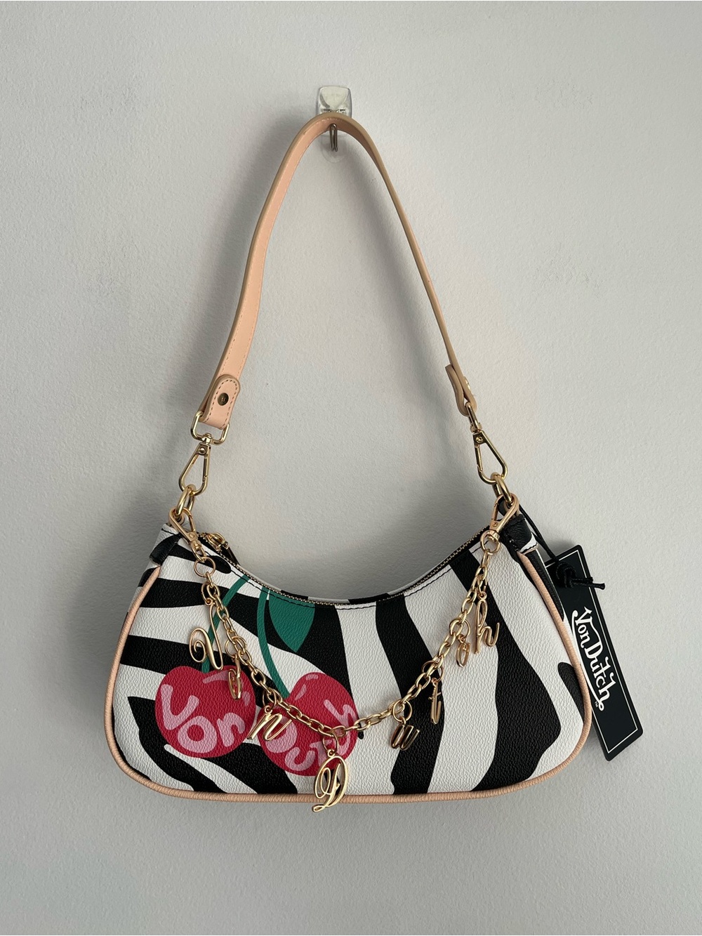 Von Dutch Cherry Zebra Shoulder Bag NWT - Picture 5 of 8